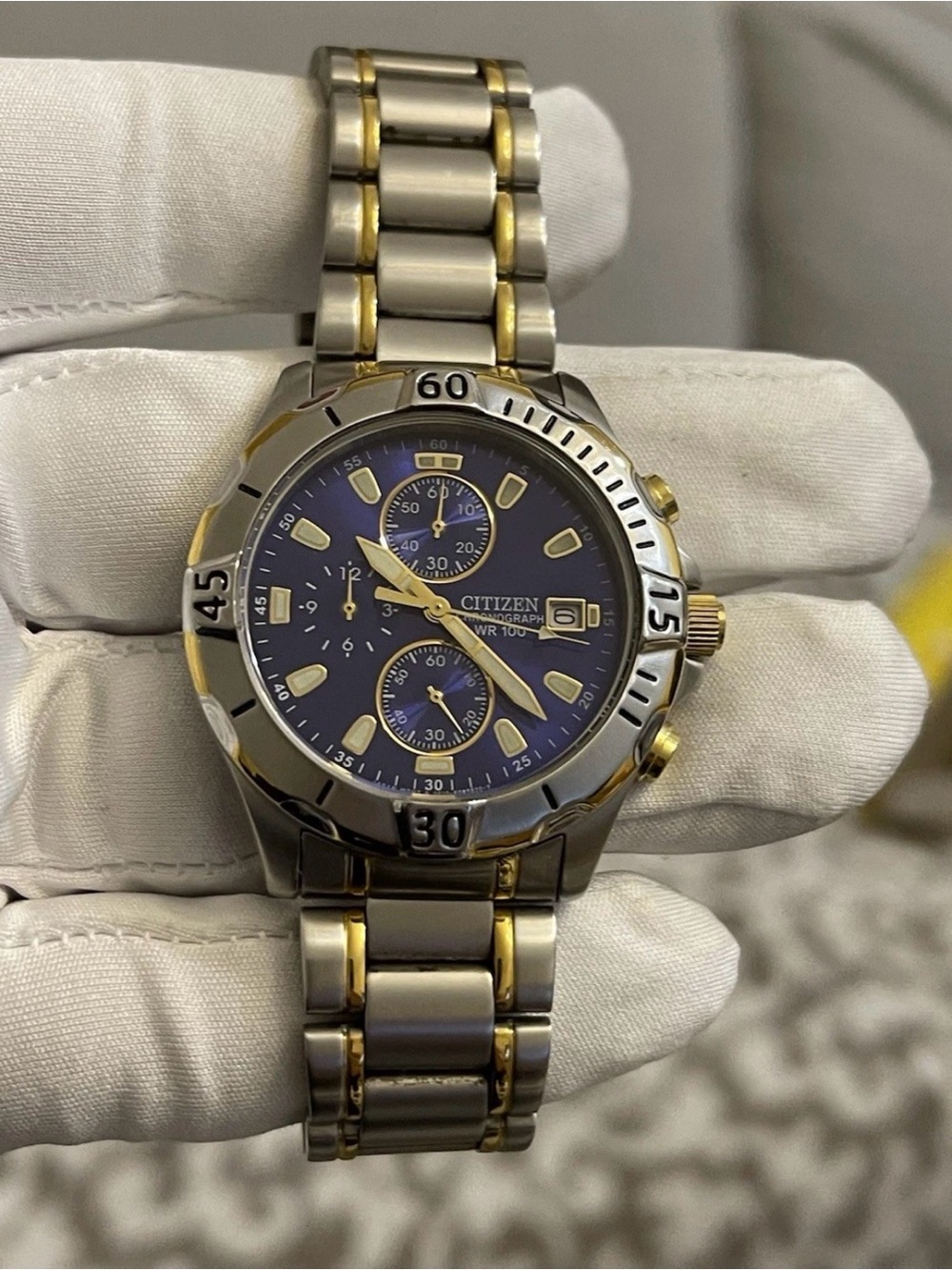 Citizen Quartz Chronograph Men's Watch Two-Tone Stainless Steel Blue Dial 39mm